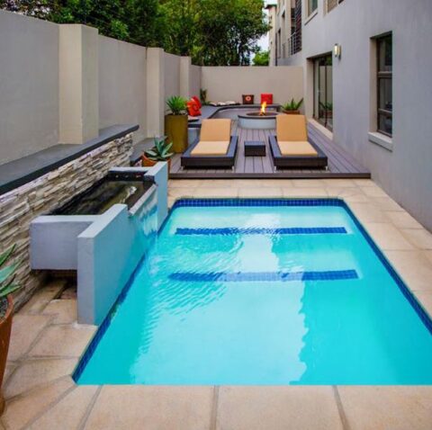 Revamp Your Outdoor Oasis: Stunning Pool Designs