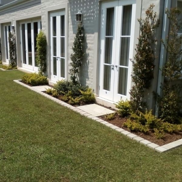 Garden Edging: The Finishing Touch Bringing Your Outdoor Space Together | The Creative Stone 4 Image 3 for | The Creative Stone